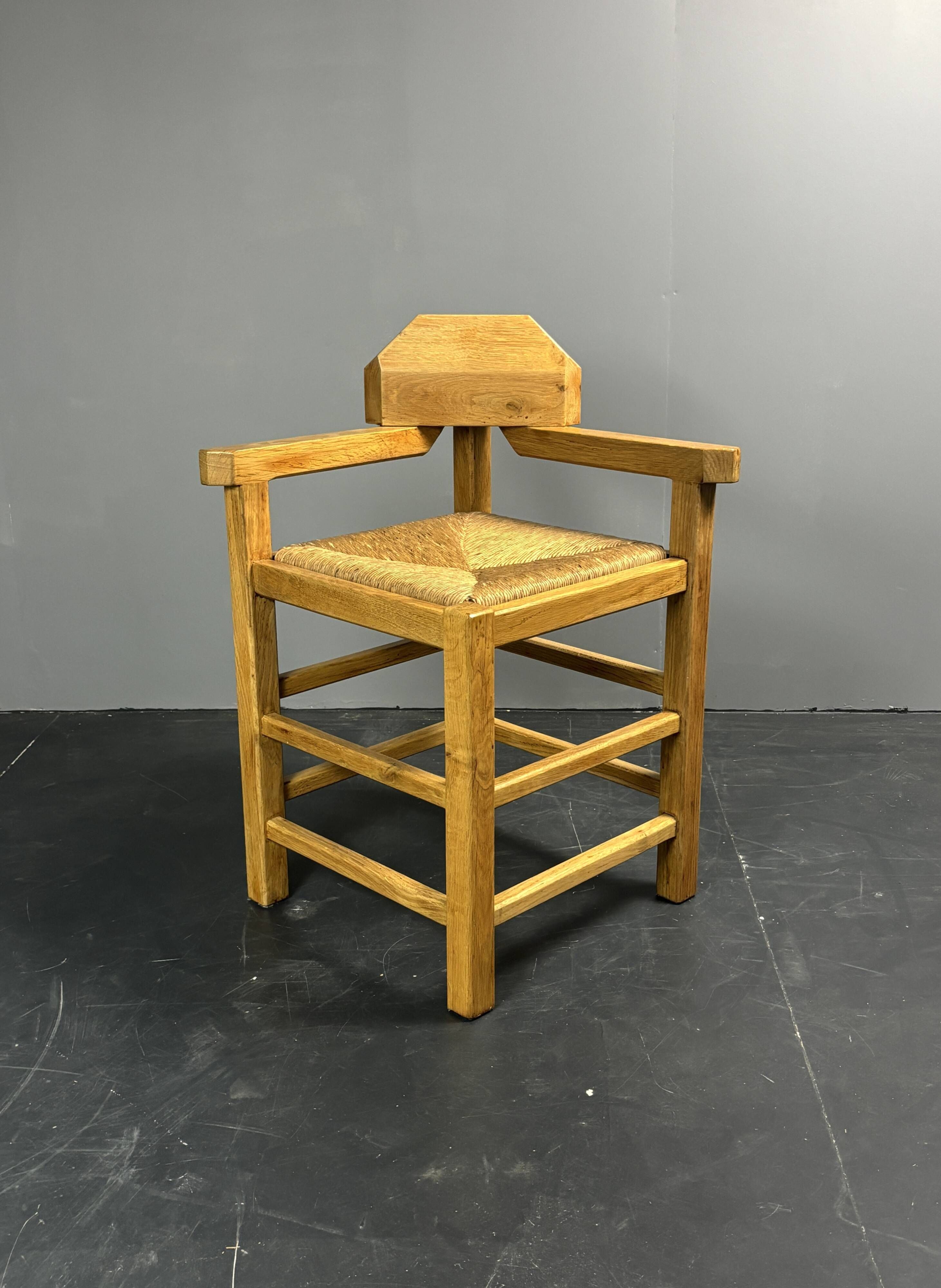 Dutch postmodern brutalist oak corner side chair with rush seat, 1970s