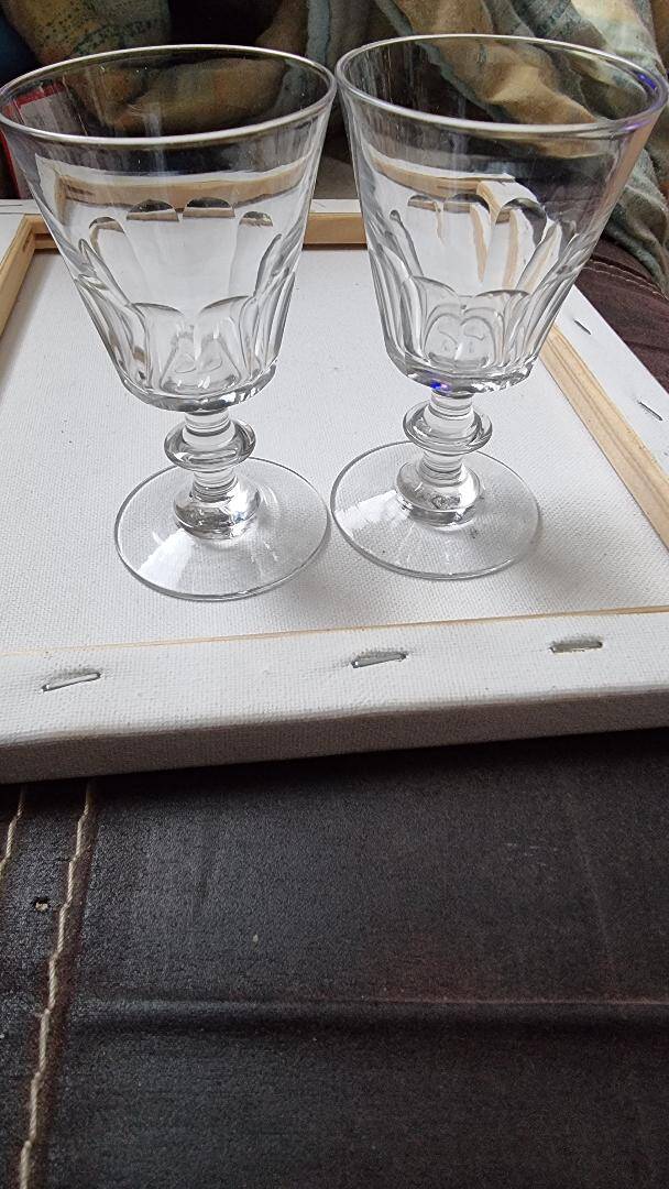 Set of 2 glasses