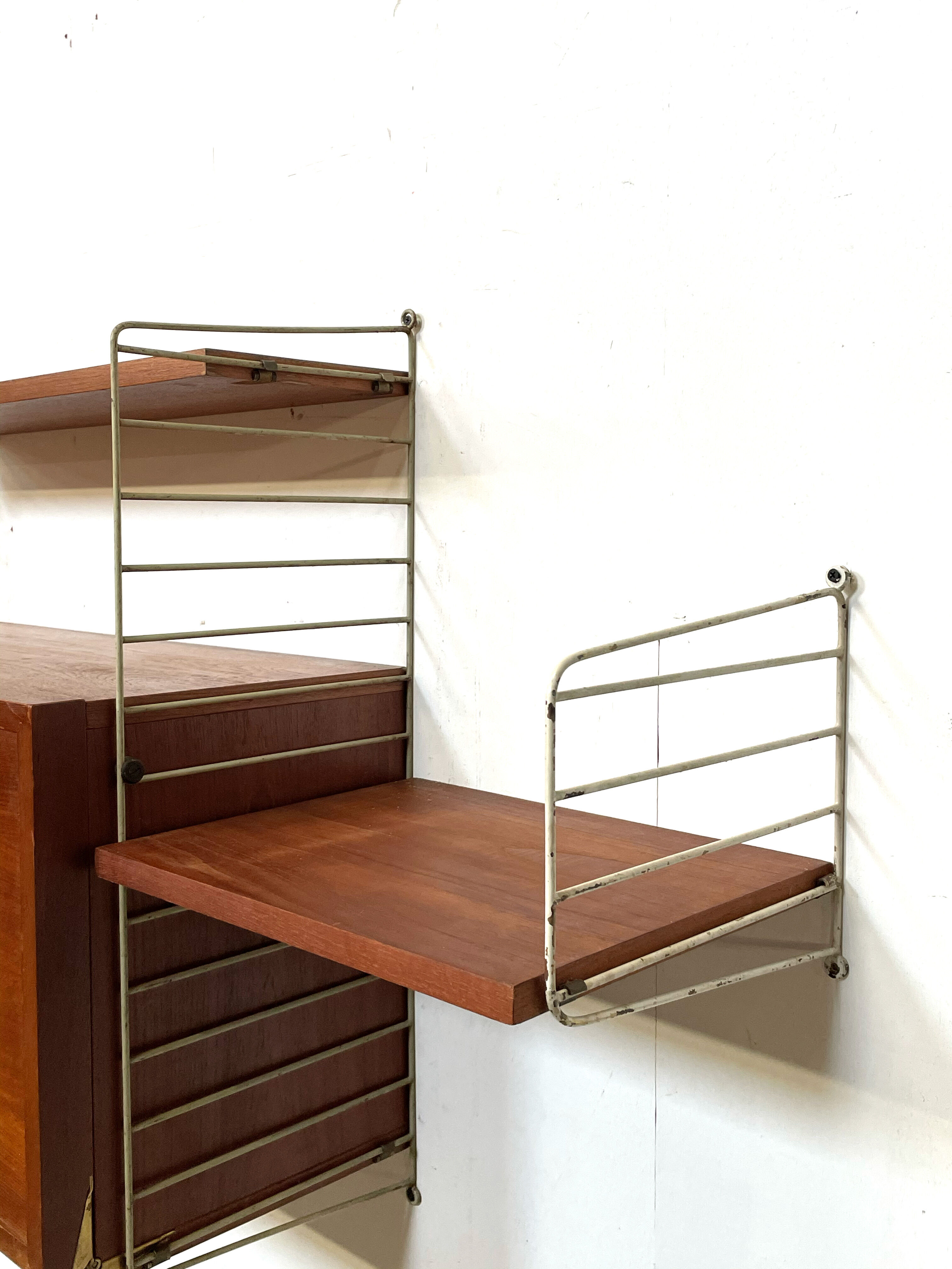 Etagère Nisse Strinning 1960