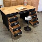Old American style office in solid oak