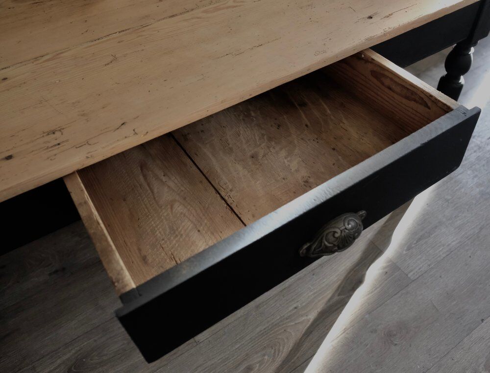 Old table