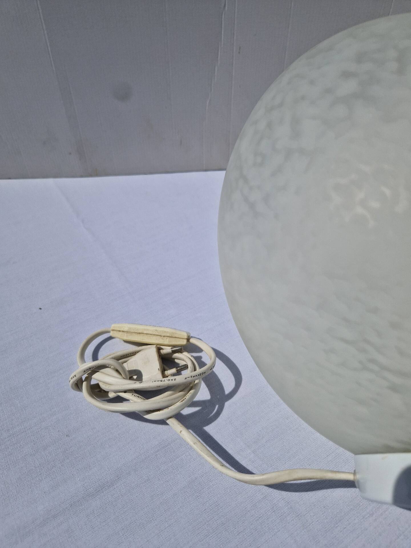 Lampe Oeuf Verre Moucheté  Blanc