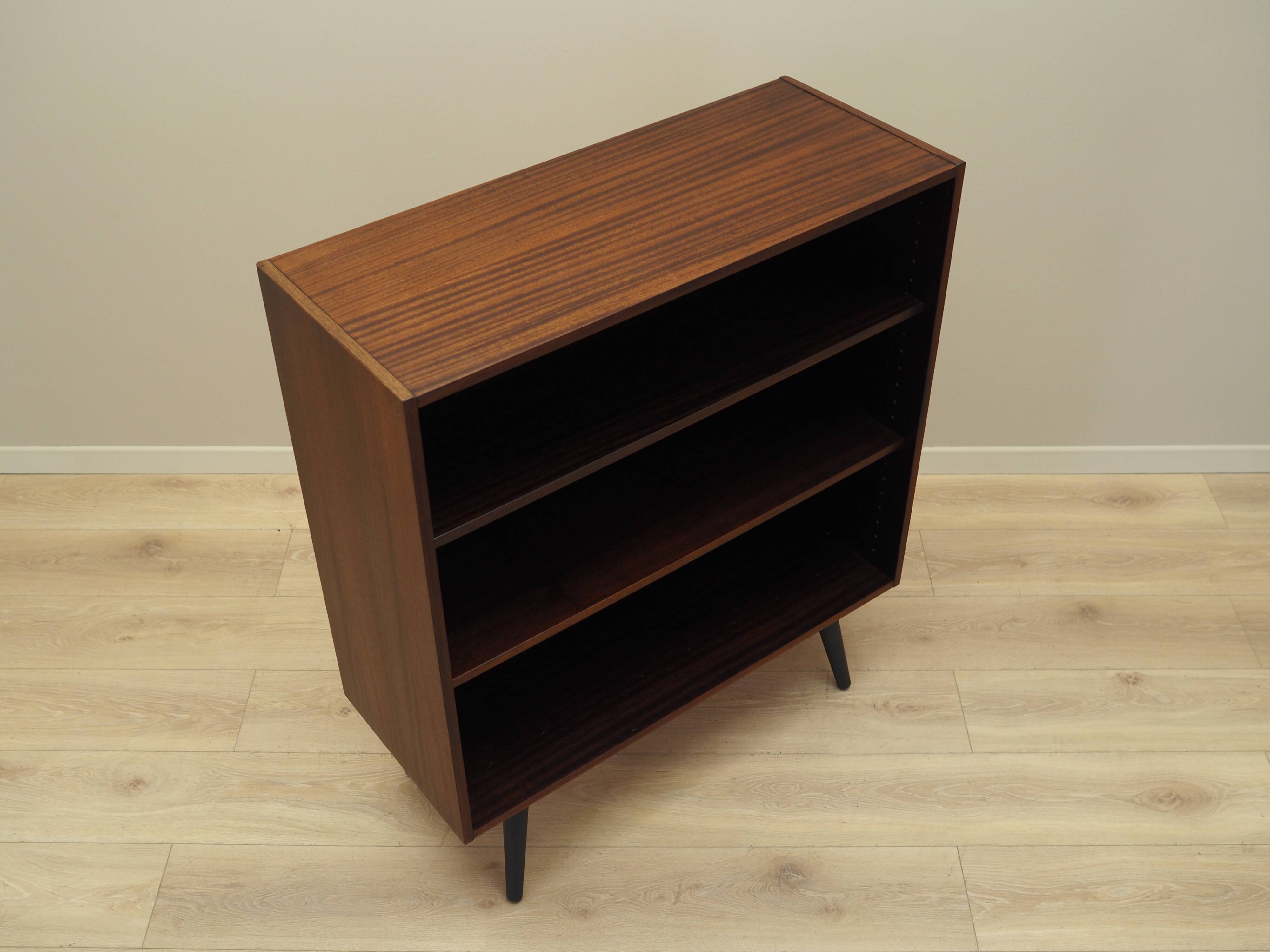 Bibliothèque en acajou, design danois, années 1970, production : Danemark