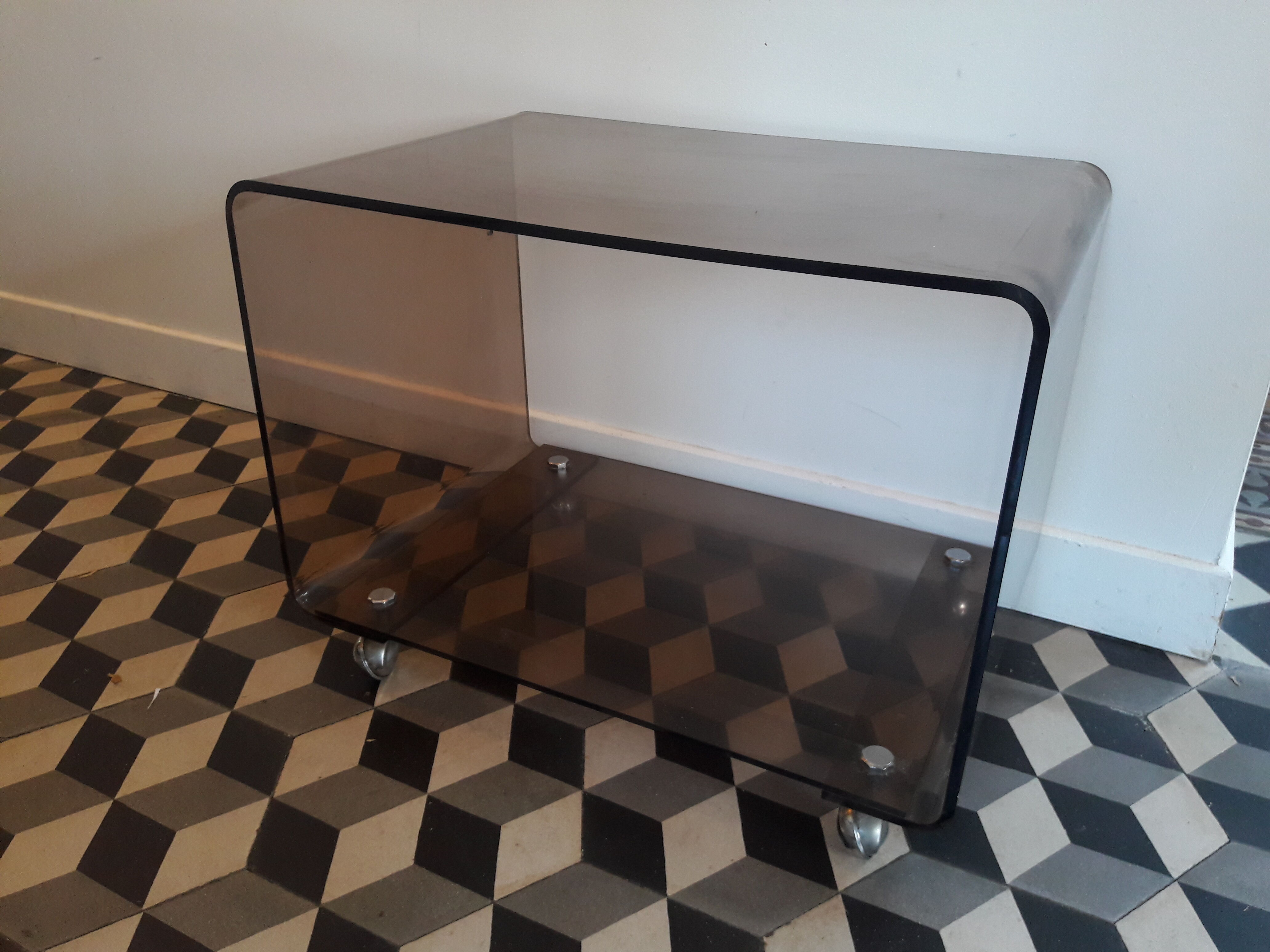 Coffee table David Lange 1970 vintage plexiglas smoked rolling furniture HFI TV