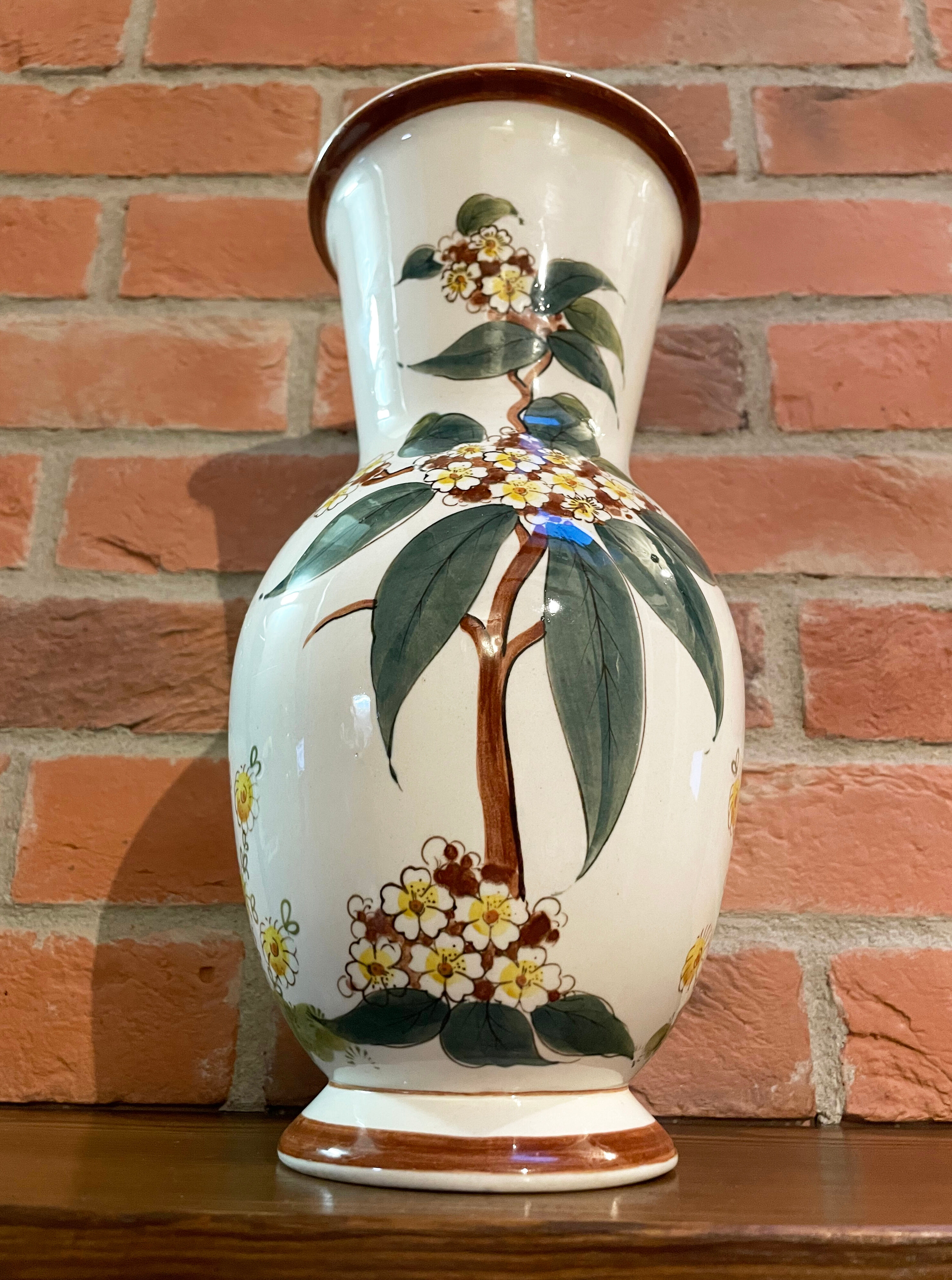 East German GDR Vase from 1960s with Hand-Painted Flowers, Steingutfabrik Dresden, Villeroy & Boch