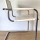 Fauteuil de bureau en simili cuir blanc et métal chromé style Matteo Grassi, Italie