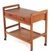 Chariot danois avec deux tiroirs - 'Favrholt' - design danois en teck