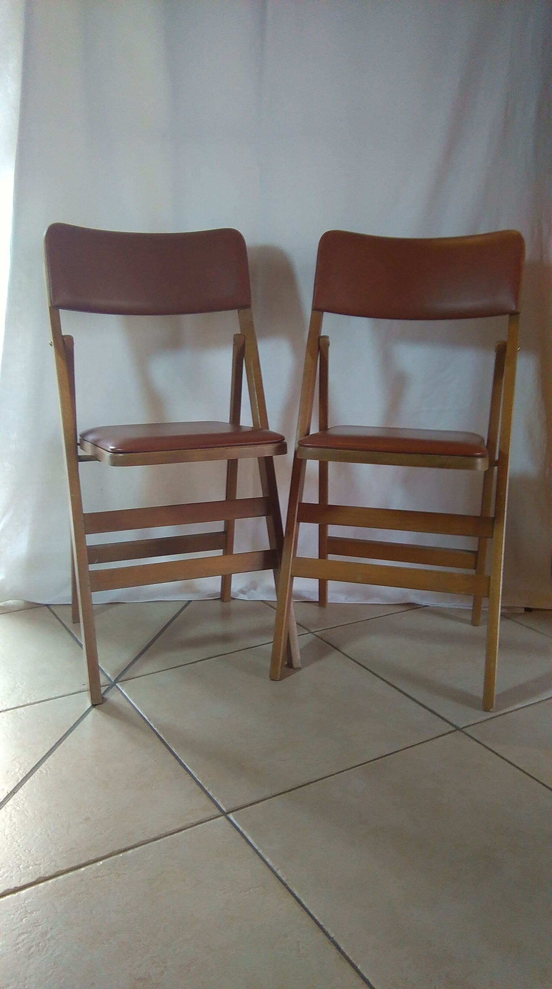 Paire de chaises des années 70