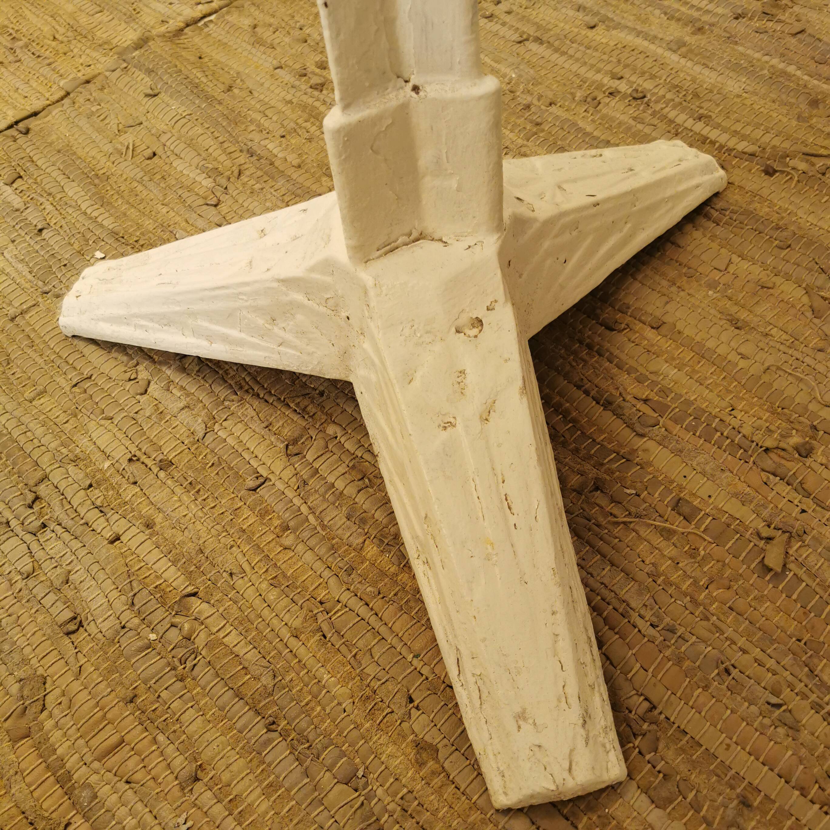 Table bistrot en bakélite et fonte