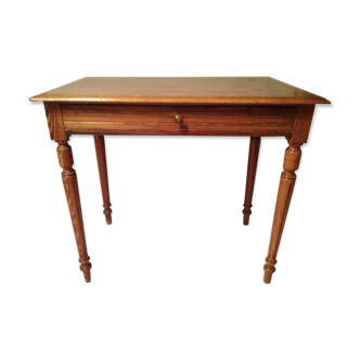 Desk in pitchpin