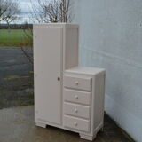 Asymmetrical wardrobe of the 40s