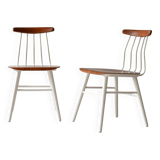 Paire de chaises nordiques en bois