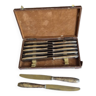 Box of 12 silver-plated metal knives