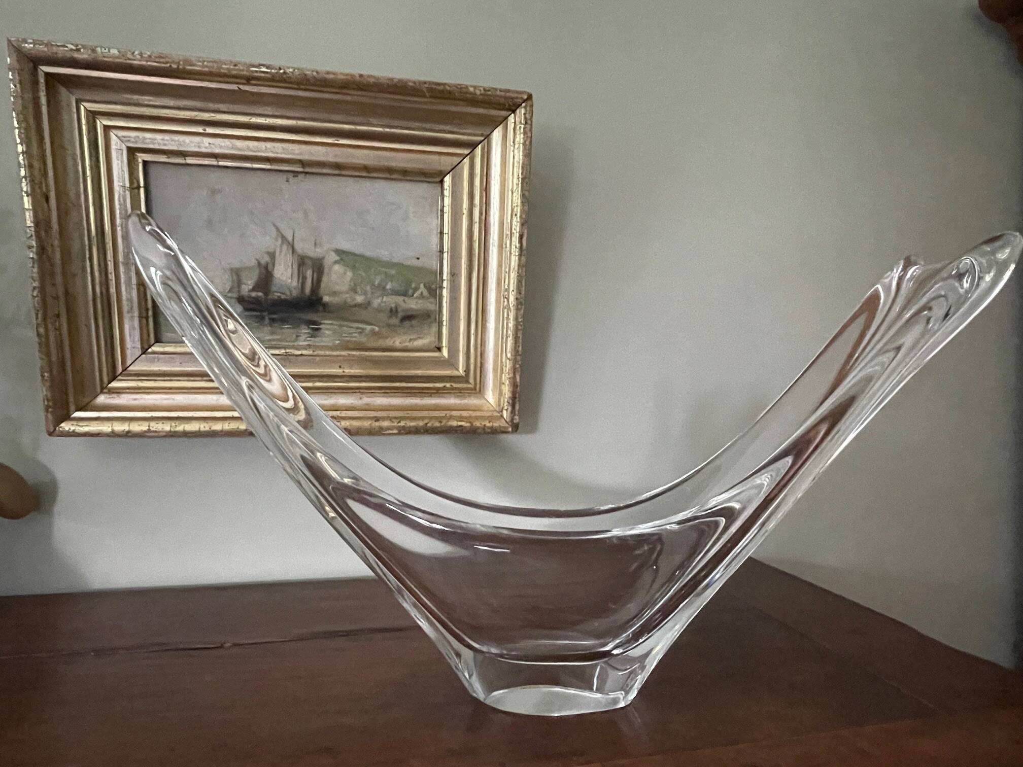 Crystal fruit bowl signed Daum France