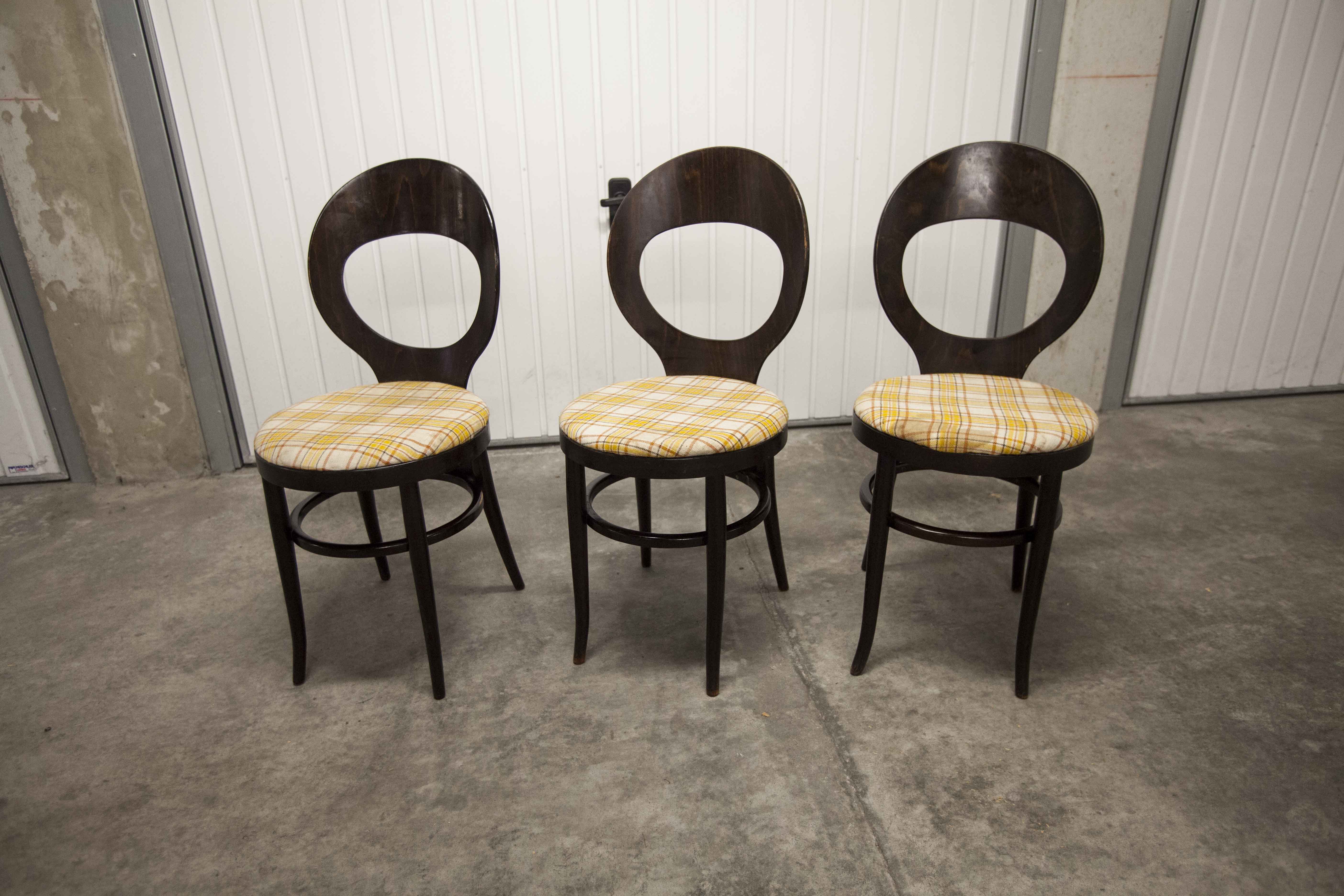 Lot de 3 chaises Baumann mouettes 1970 tissu à changer