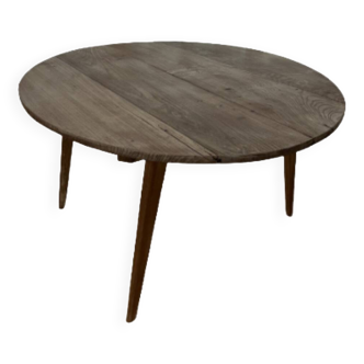 Oval table