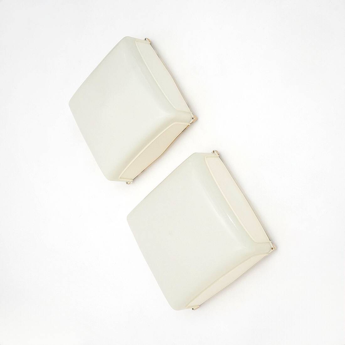 Pair of “Cnosso” ceiling lamps by Angelo Mangiarotti for Artemide, 1960s