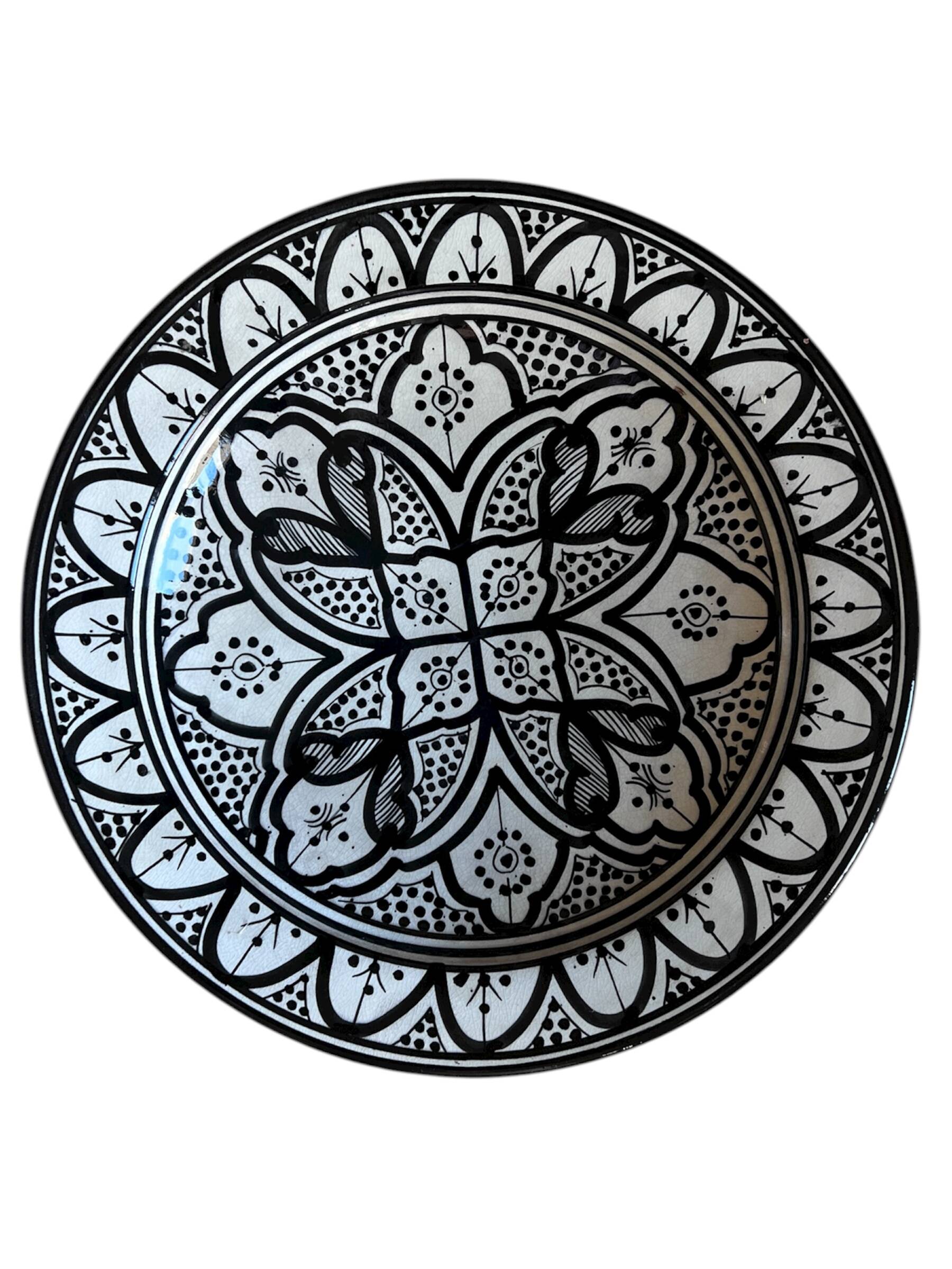 Large Moroccan dish