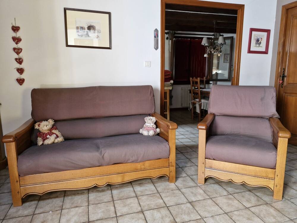 2-SEATER CHALET-STYLE SOFA AND ARMCHAIR, Jacques LELEU Collection