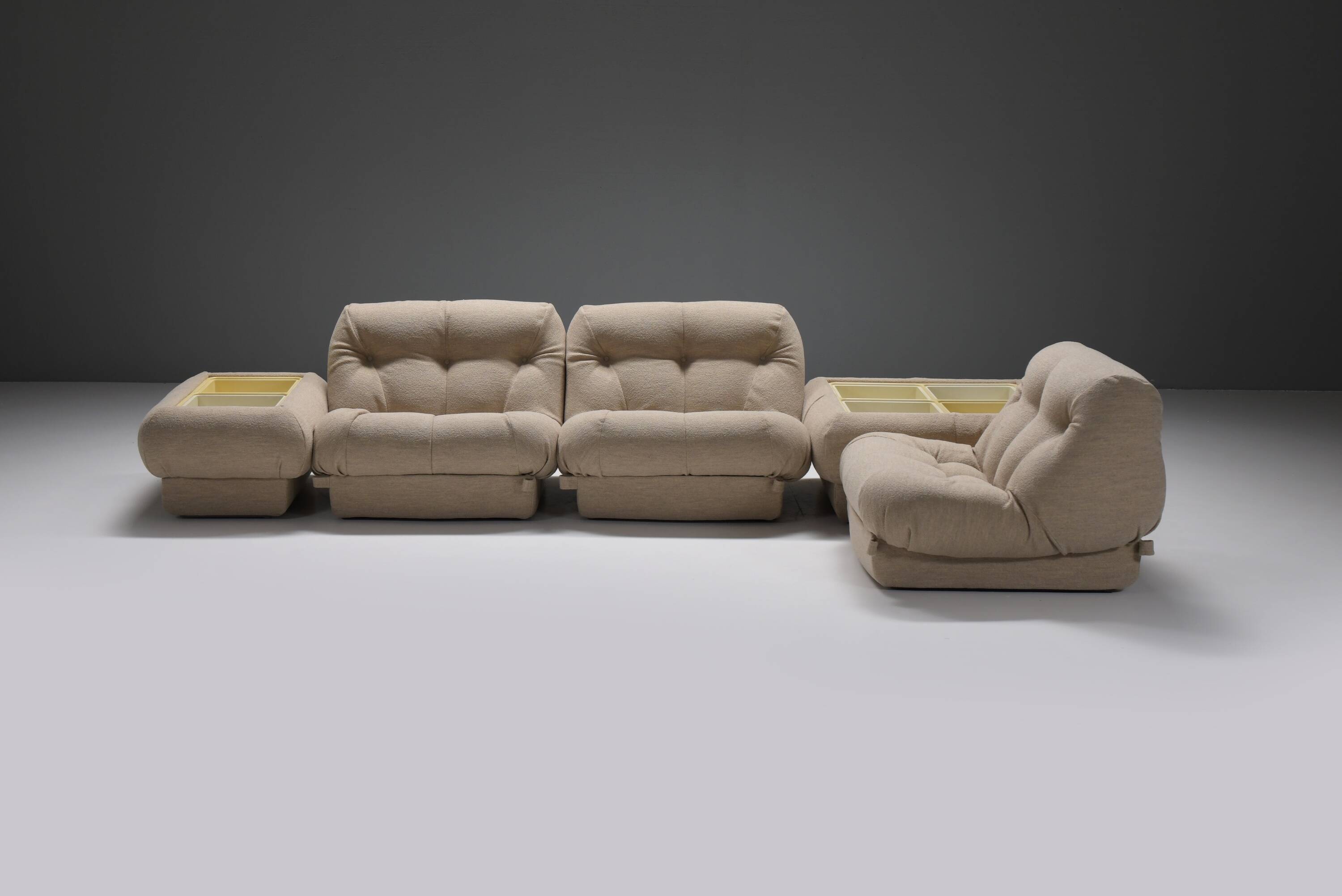 Great Vintage Nuvolone set in bouclé by Rino Maturi for MiMo Padova Italy