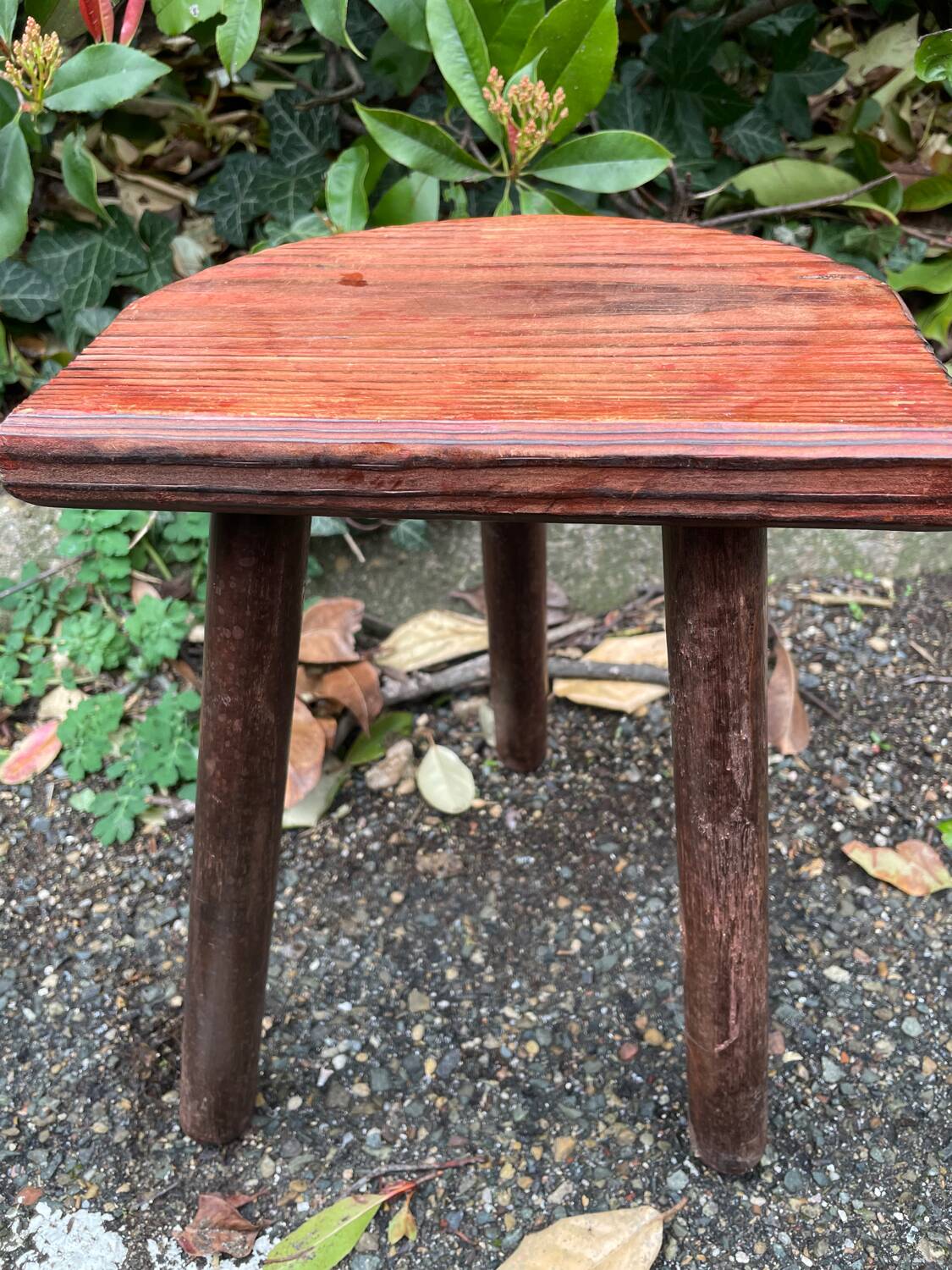 Tripod stool