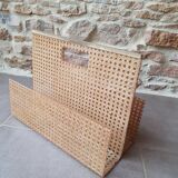 Caning magazine holder