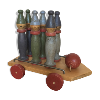 Roty Mill bowling game on wheeled cart