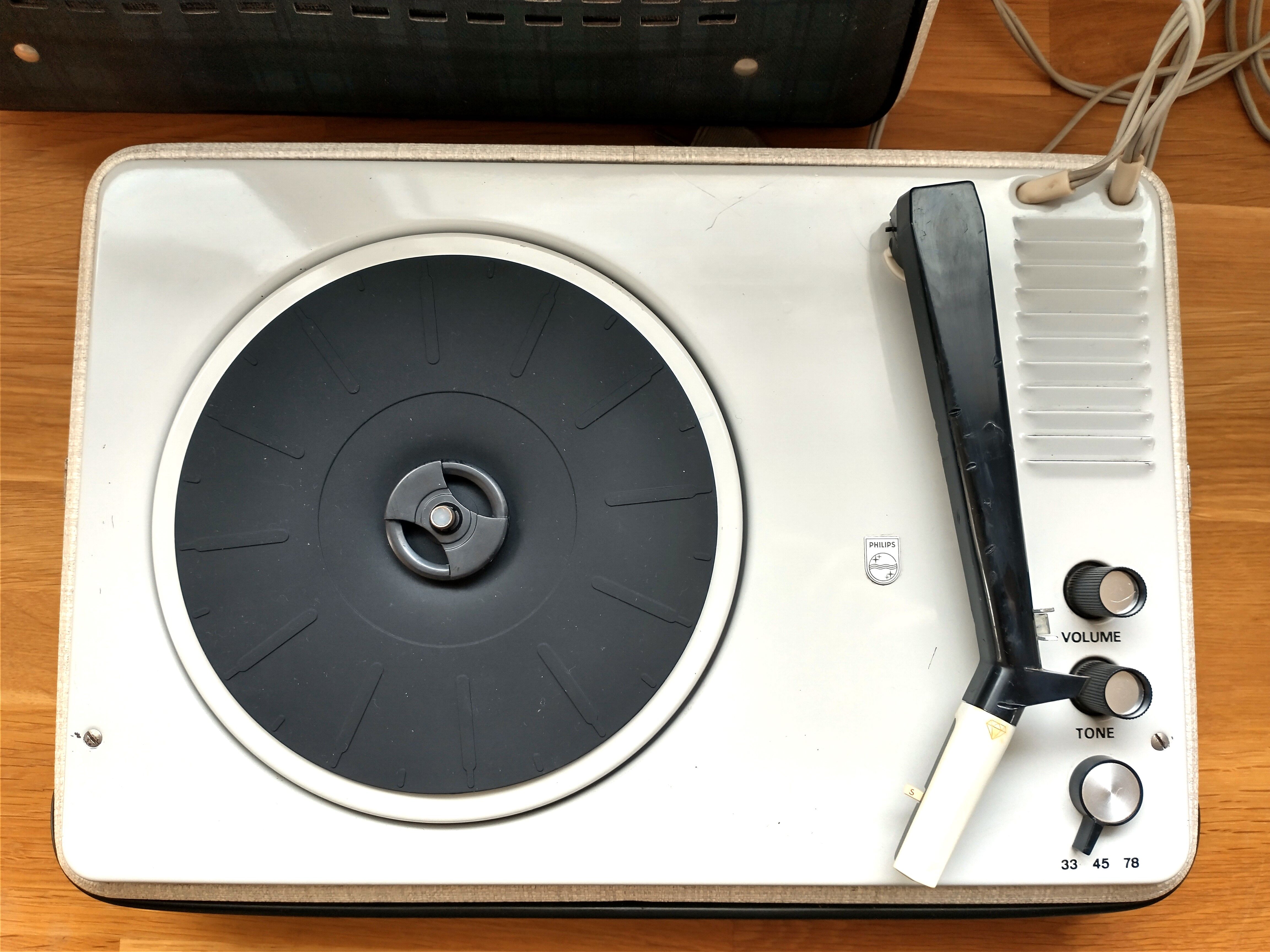 Tourne disque Philips années 60