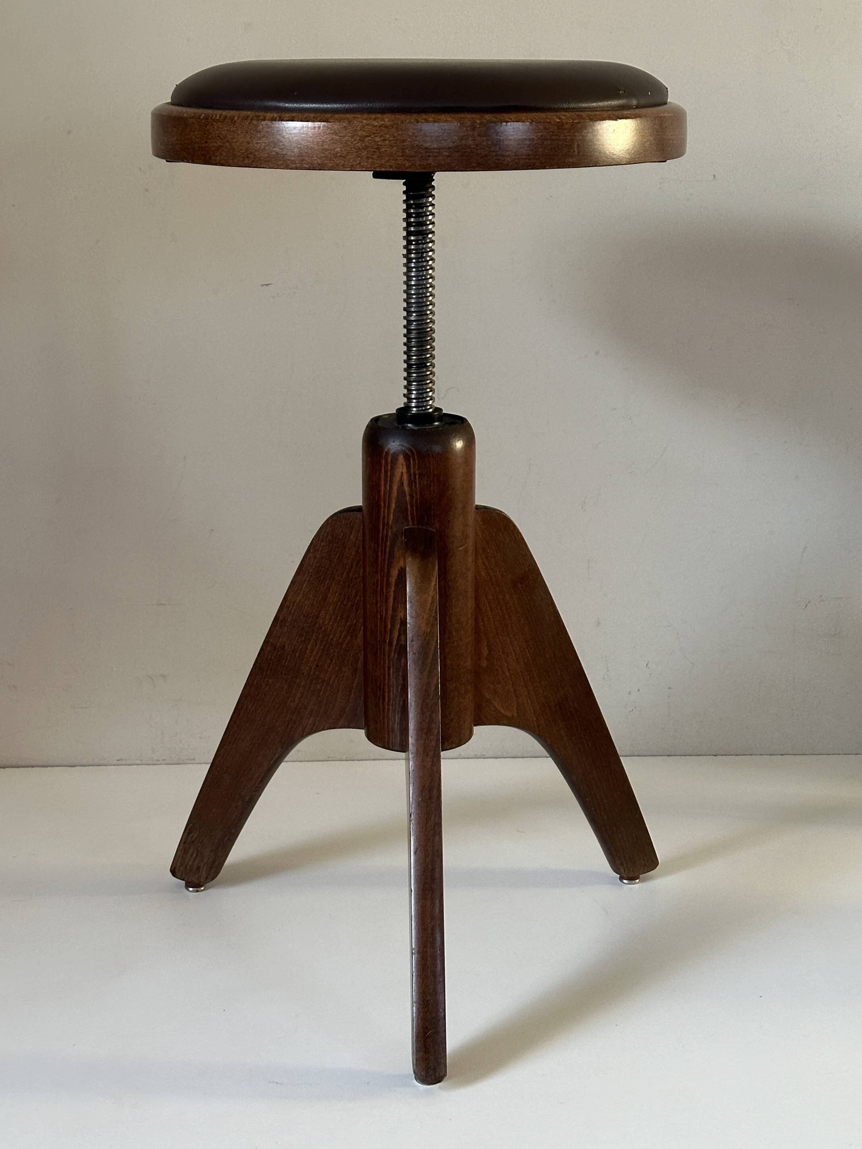 Vintage 60s tripod oak stool