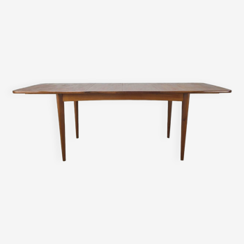 Table à manger design danois teck scandinave 1960