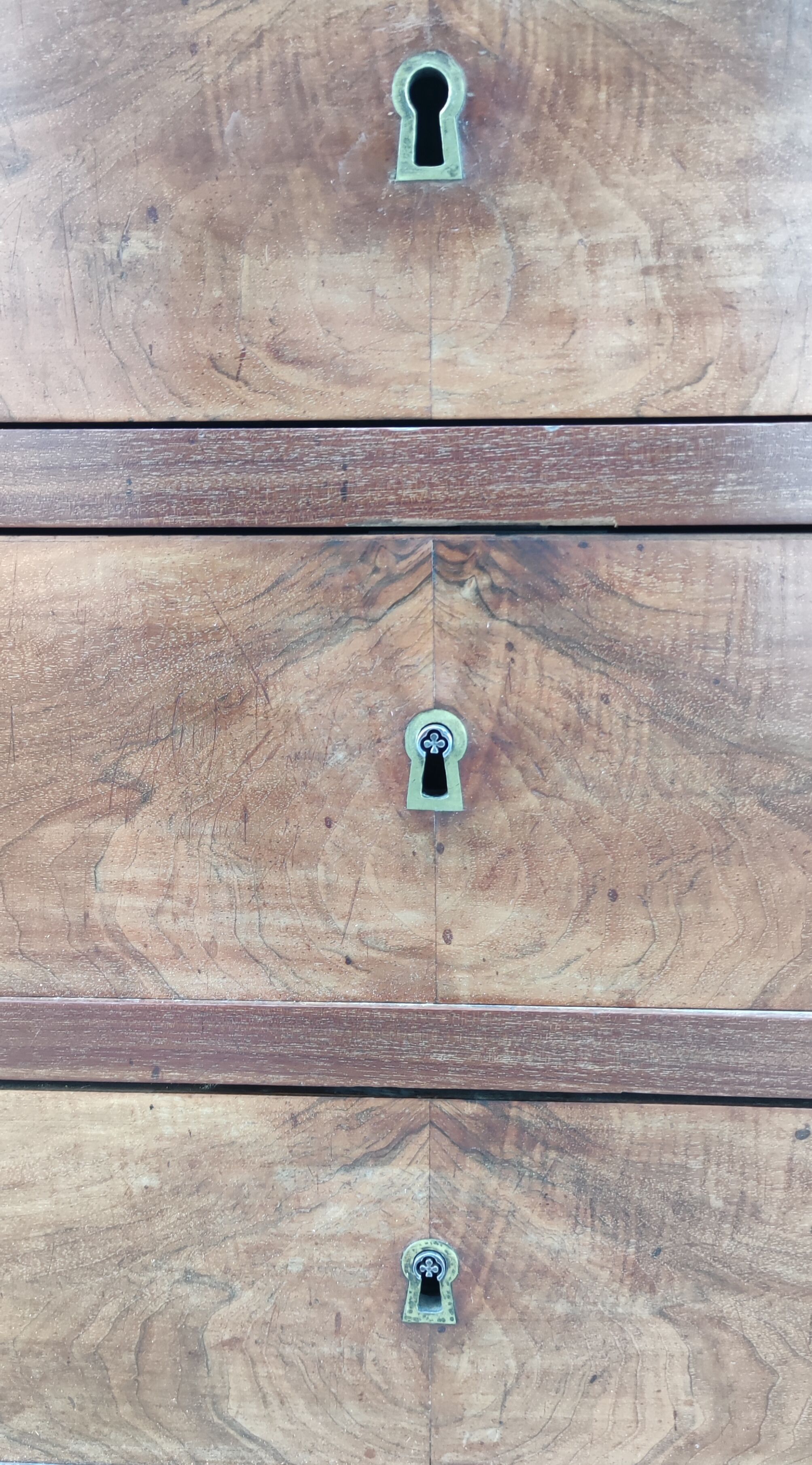 Former mahogany secretary