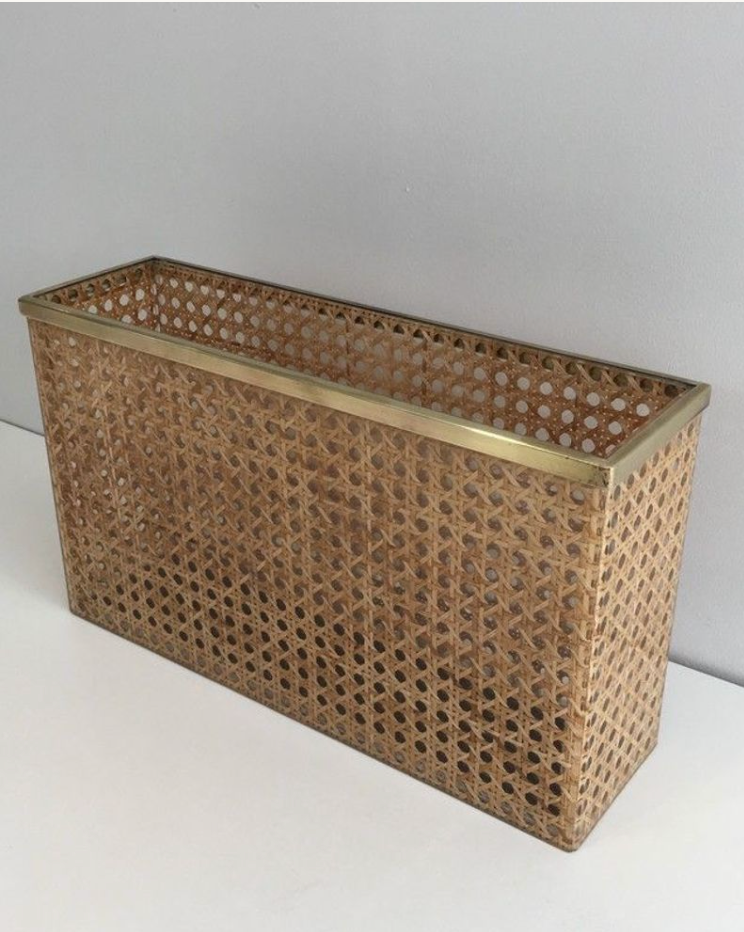 Magazine holder in plexiglass, brass and inlaid cannage