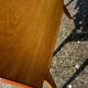 Commode vintage pieds compas.