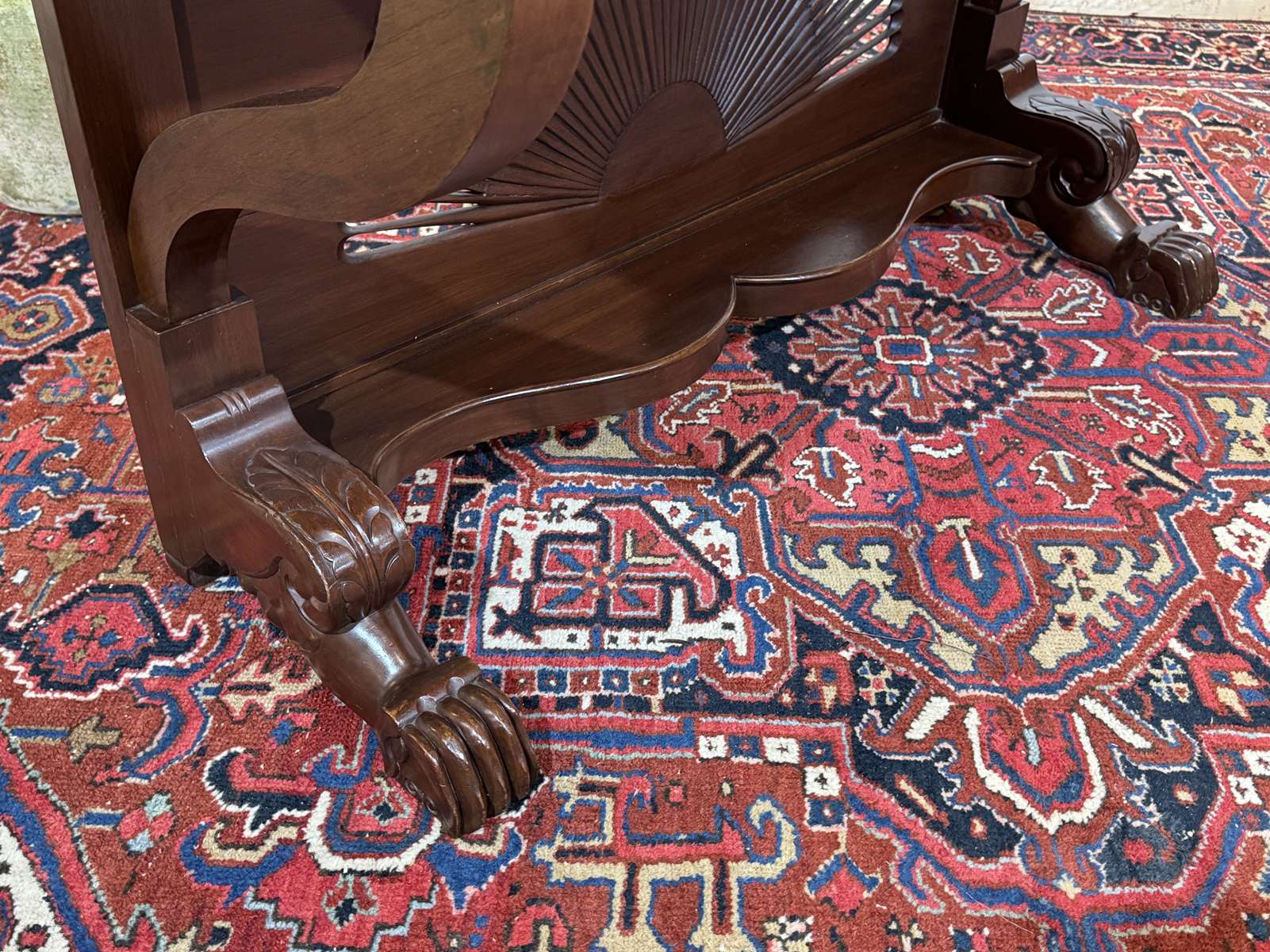 Louis Philippe console in teak from the 1950s - Indonesian craftsmanship.