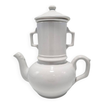 Small coffee maker