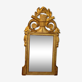 Miroir Louis XVI (XVIIIème siècle) en bois stuqué doré H 80 cm