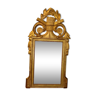 Miroir Louis XVI (XVIIIème siècle) en bois stuqué doré H 80 cm