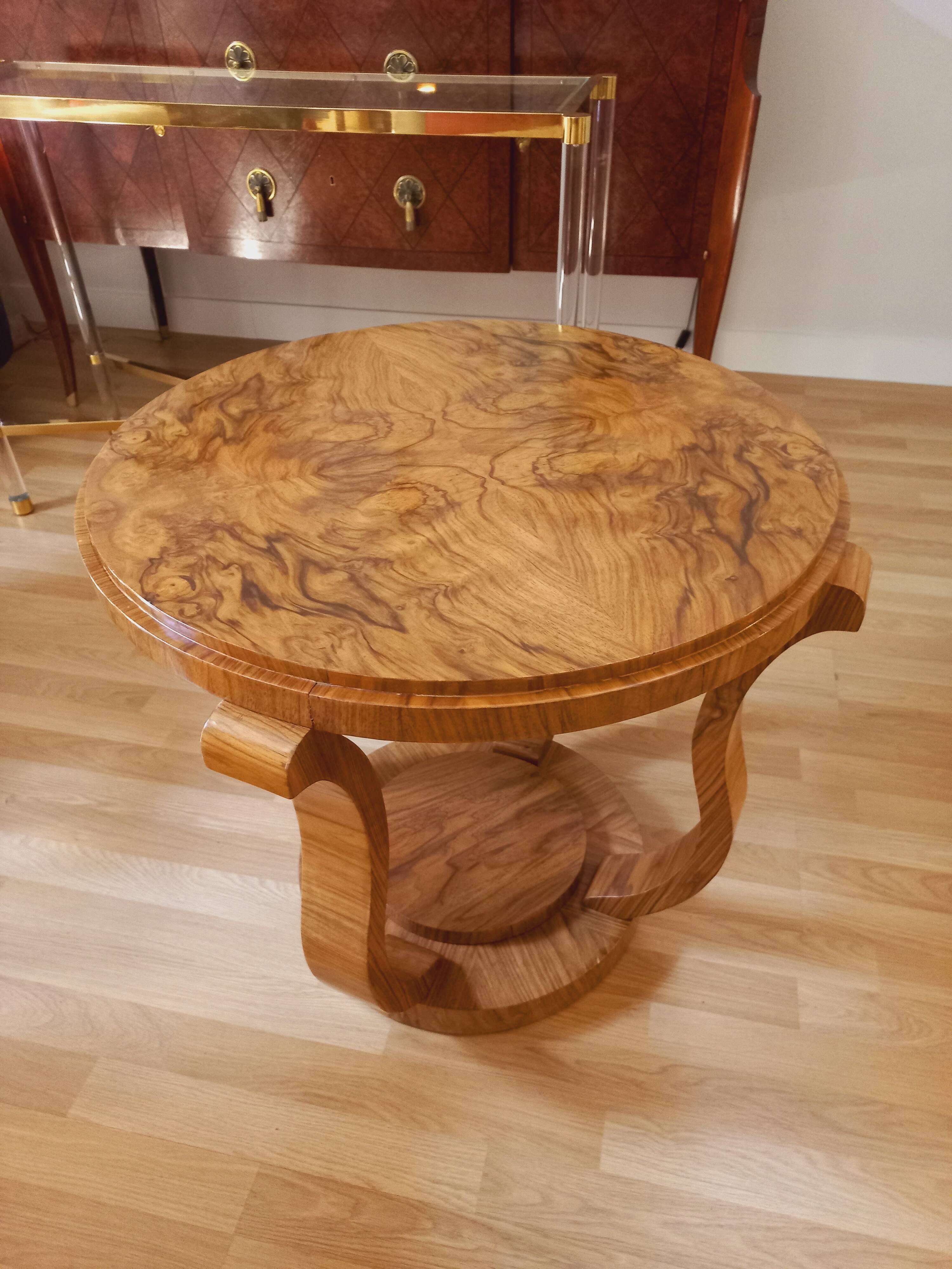 Round Art Deco pedestal table 1930