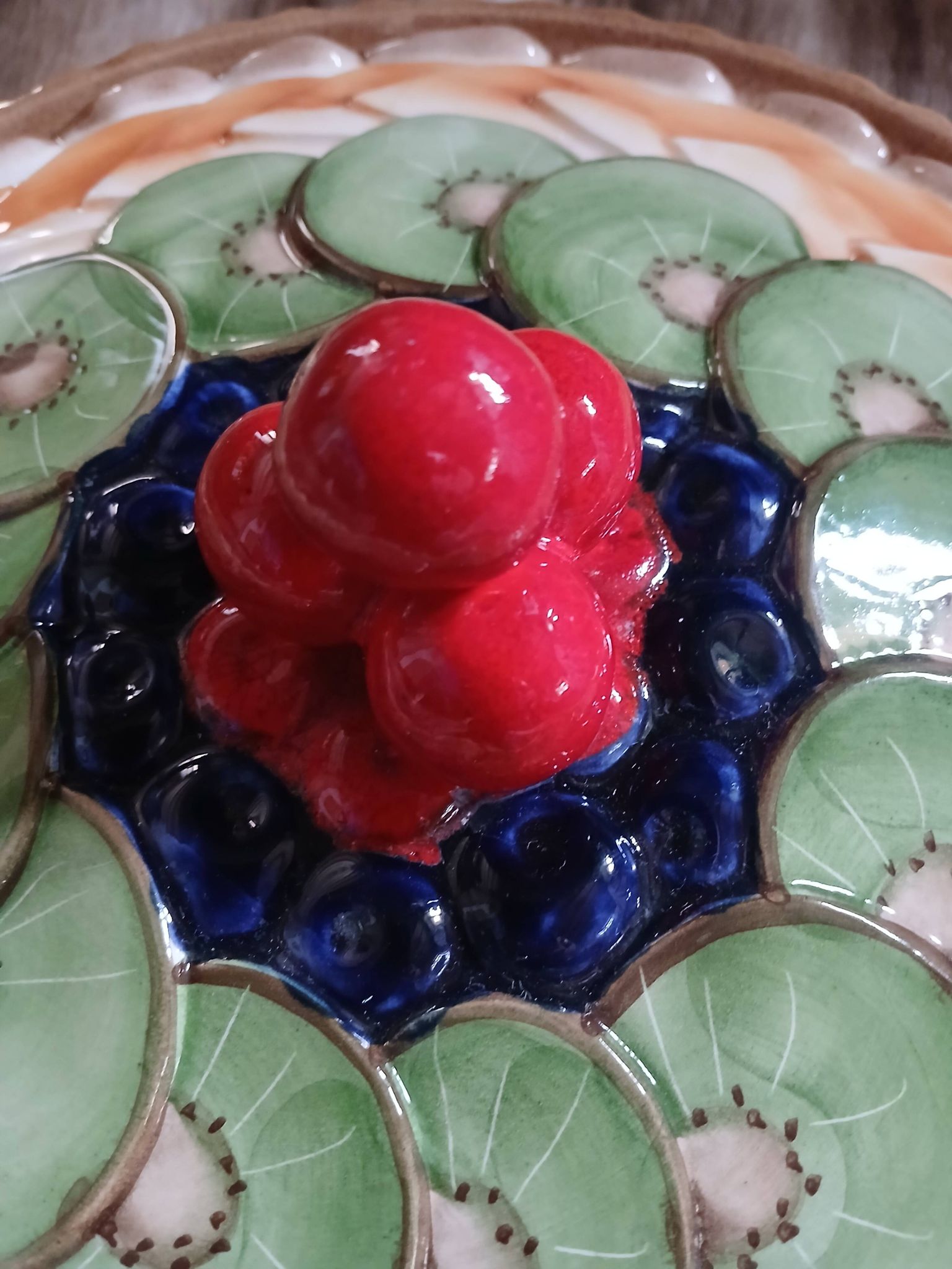 Antique pie dish in slipware