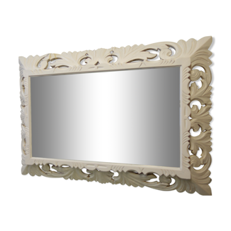 Beveled mirror frame in painted wood 66x95cm