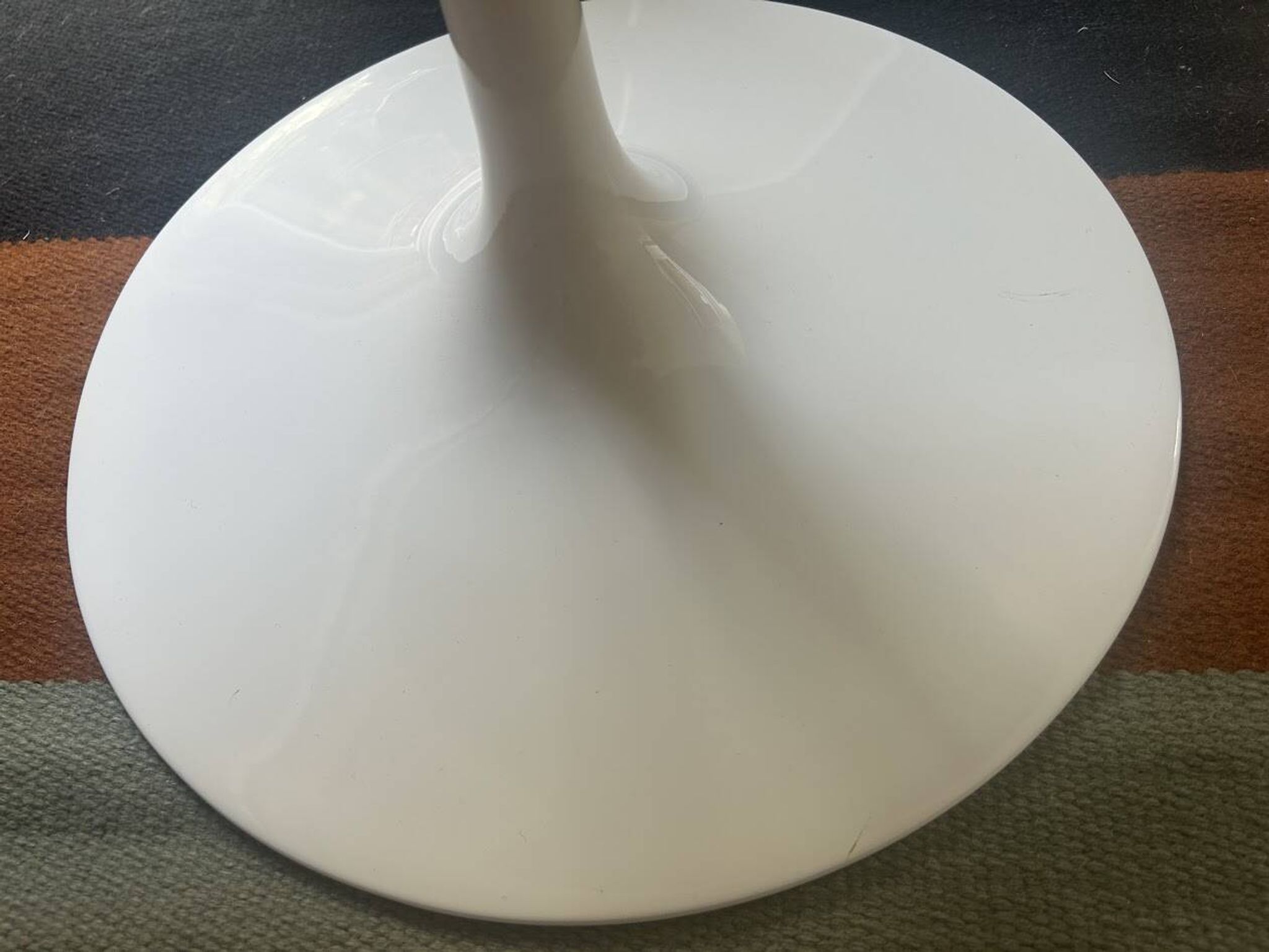 Pseudo Knoll gueridon green marble