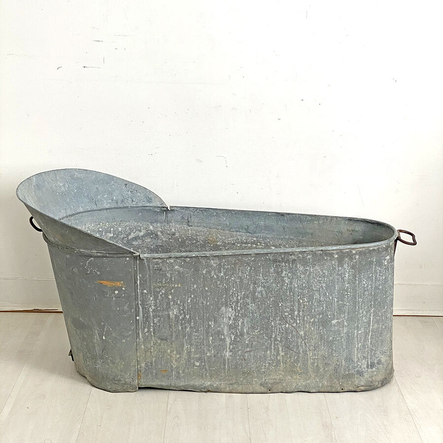 Vintage zinc basin 1940