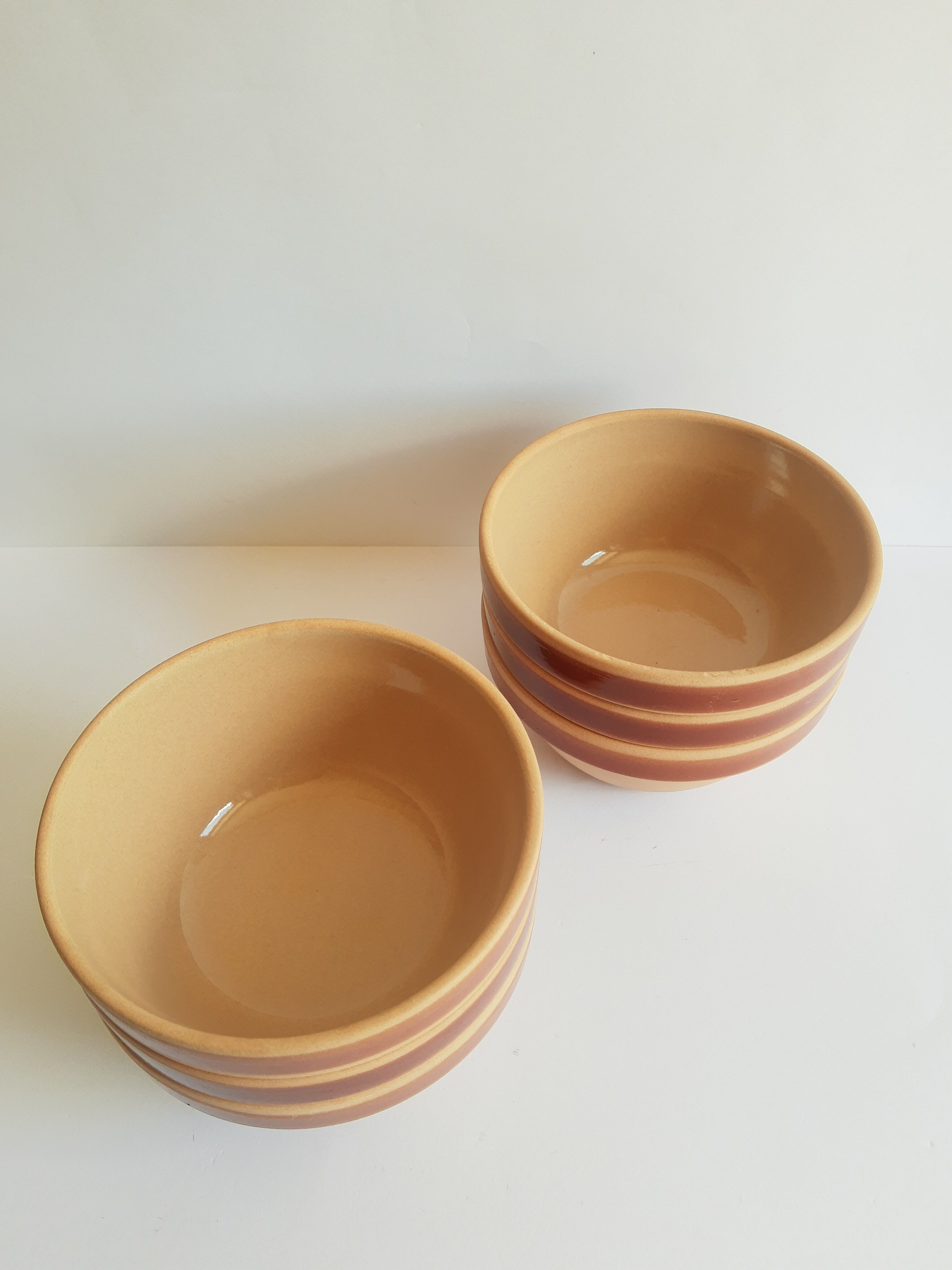 Set of 6 vintage Gien France stoneware bowls
