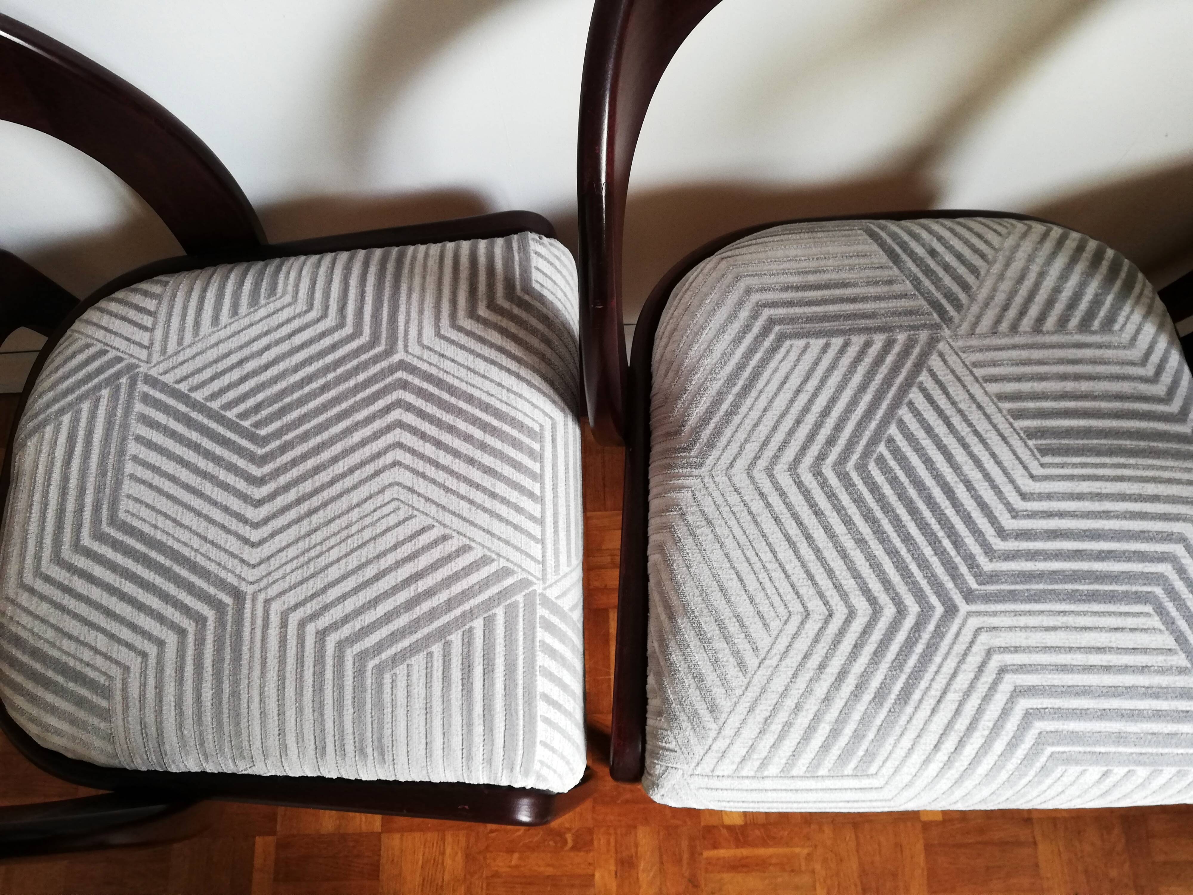 Suite of 4 Baumann gondola chairs renovated