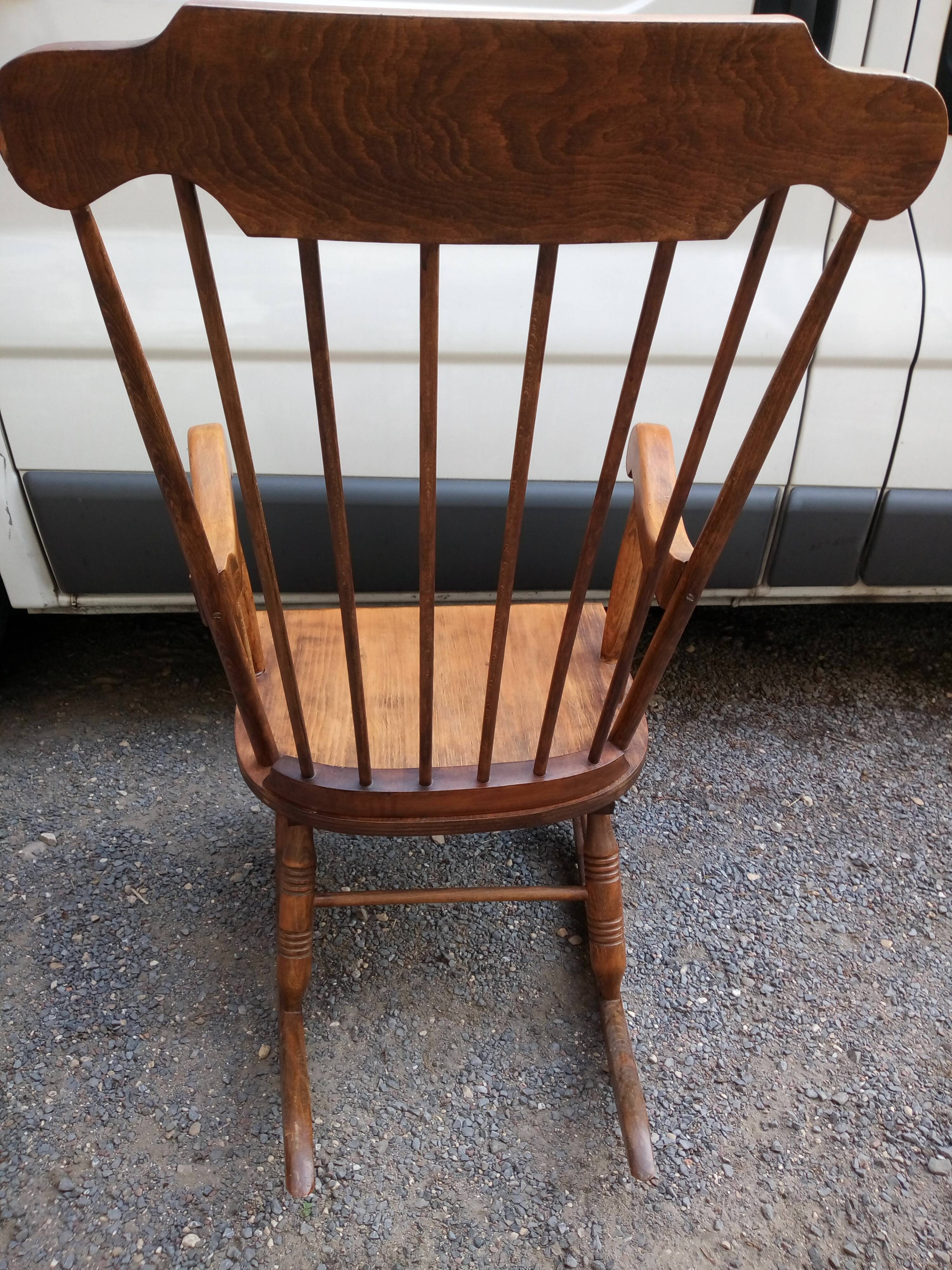 Rocking chair