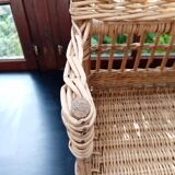 Bakery wicker basket