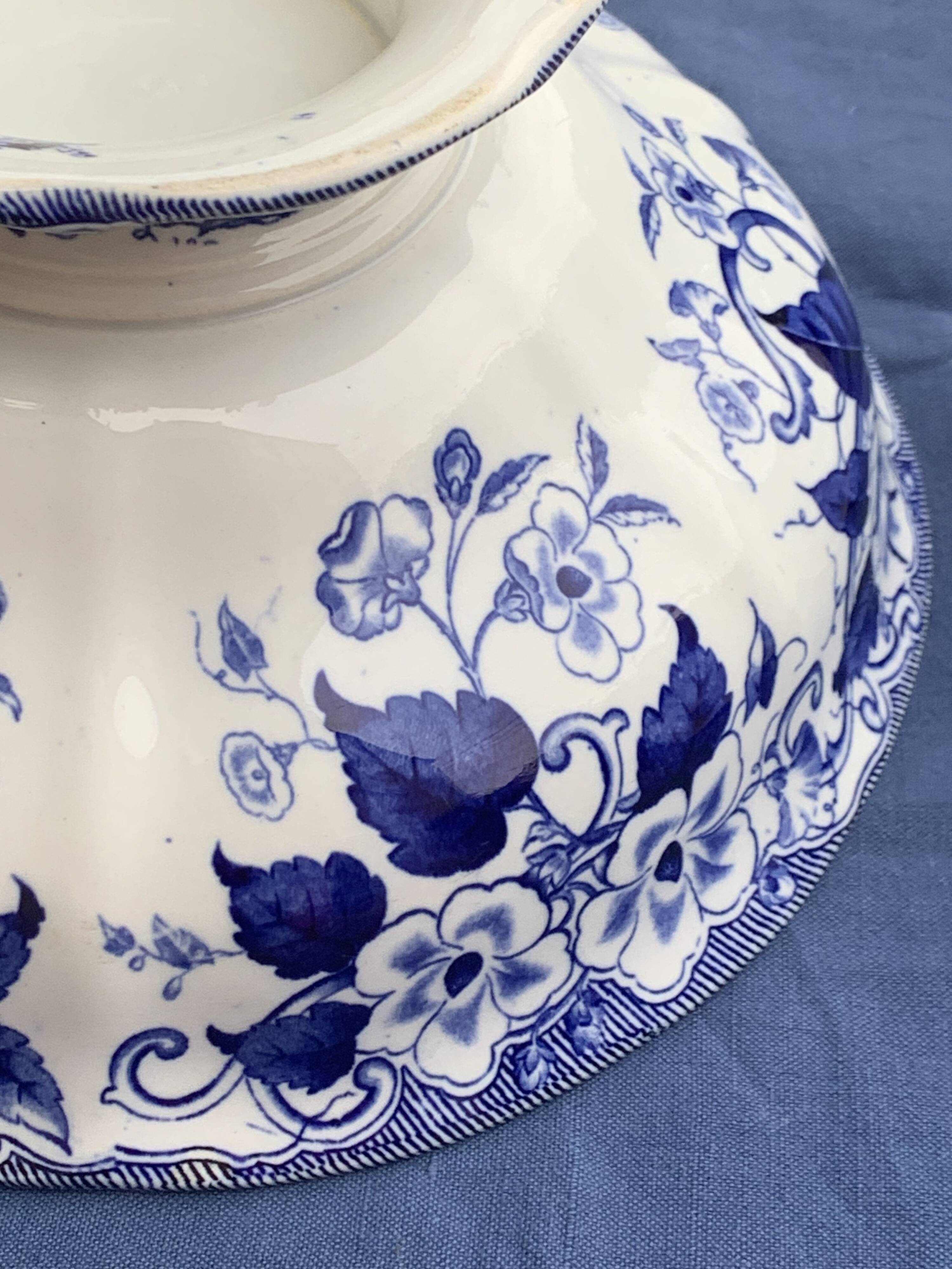 Antique salad bowl, Creil and Montereau, in earthenware, Flora model with blue bindweed, 19th century