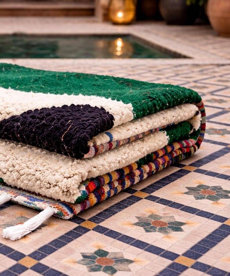 Handmade Moroccan rug 240cm x 140cm