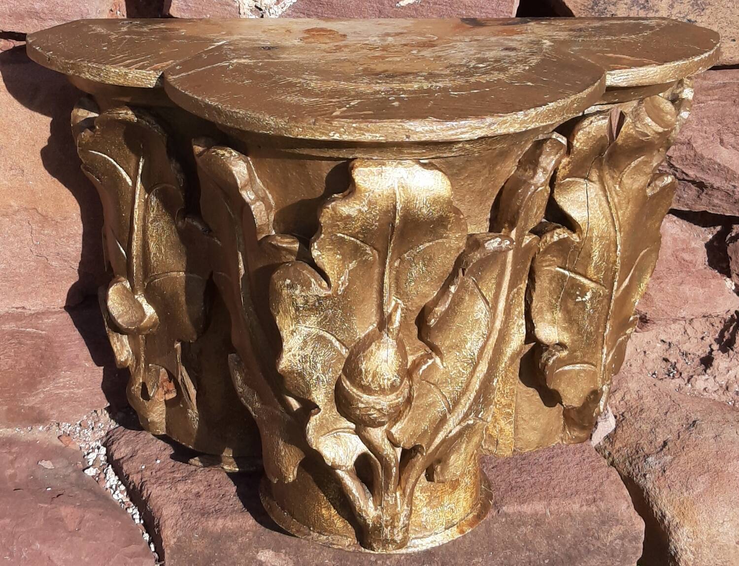 Gilded carved wooden capital, 18th century.