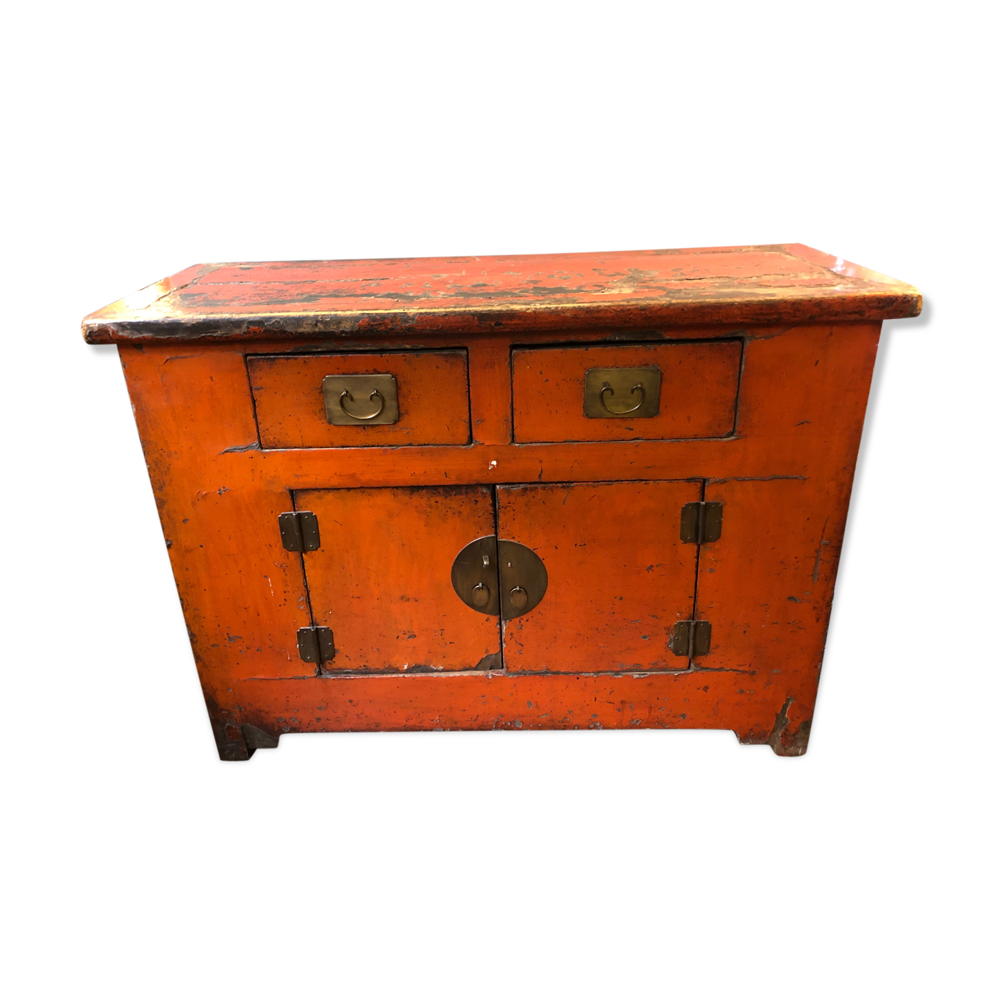 Chinese chest of drawers in lacquer and brass